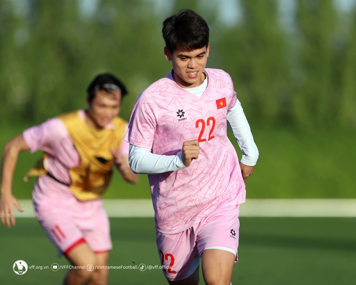 Tuấn Hải báo hung tin, HLV Troussier dùng hàng tiền đạo U20 Việt Nam đấu ĐT Iraq?