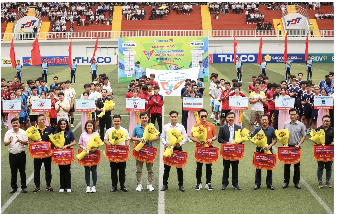 Ấn tượng lễ khai mạc Giải bóng đá Thanh Niên sinh viên Việt Nam