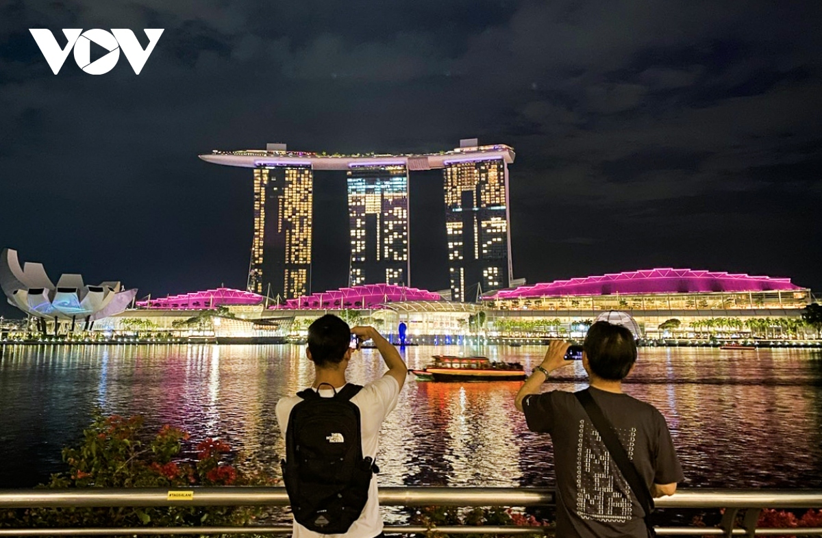 Trung Quốc và Singapore miễn thị thực cho nhau bắt đầu từ đêm giao thừa
