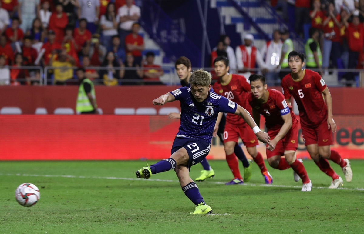 ĐT Việt Nam nguy cơ “mất sạch” hàng thủ từng làm khó Nhật Bản tại Asian Cup 2019