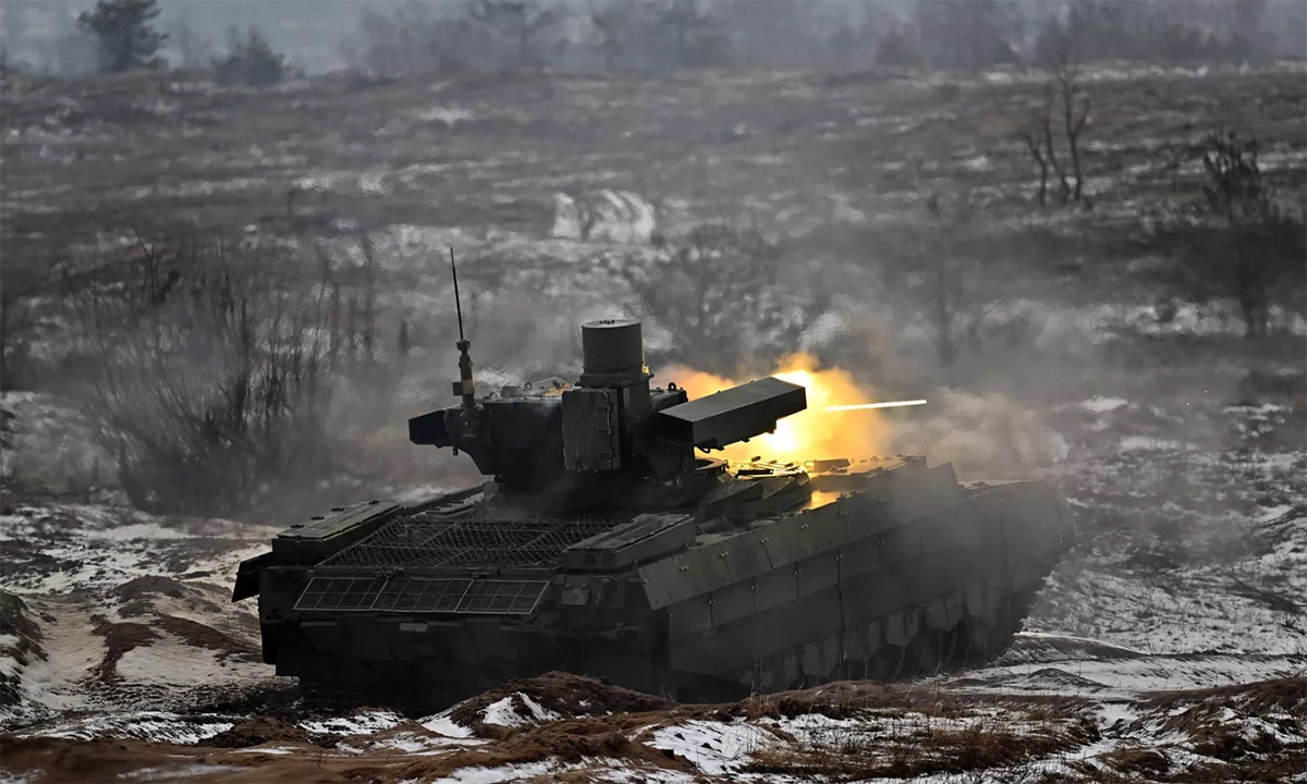 Nga dội hỏa lực phá hủy tổ hợp S-300 và trạm tác chiến điện tử của Ukraine