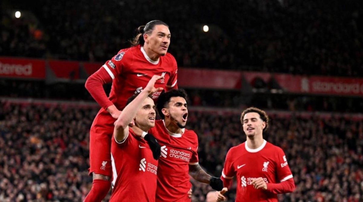 Bảng xếp hạng Ngoại hạng Anh mới nhất: Liverpool vững ngôi đầu, top 4 xáo trộn