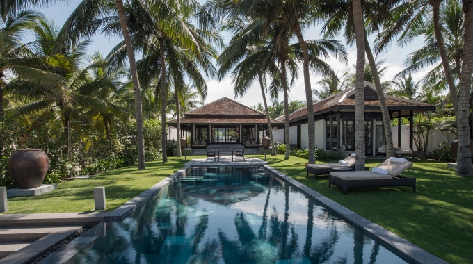 Two Vietnamese hotels given five stars by Forbes Travel Guide