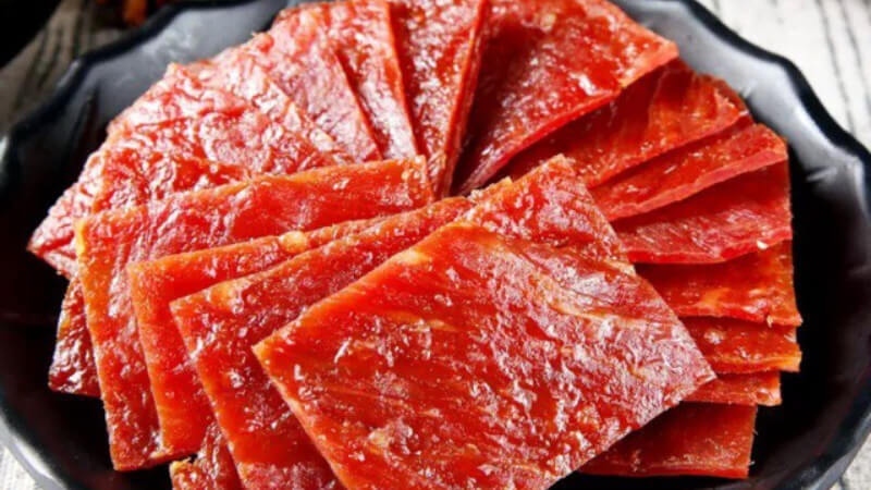 Món thịt heo sấy khô tại Singapore tăng giá mạnh trong dịp Tết Nguyên đán