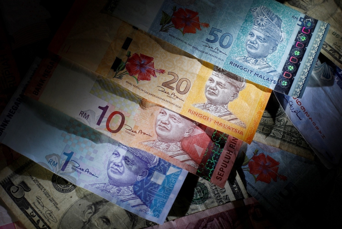 Đồng Ringgit của Malaysia rơi xuống mức thấp nhất kể từ cuộc khủng hoảng 1998