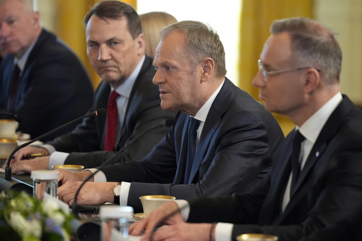 50 đại sứ của Ba Lan bị chính phủ triệu hồi