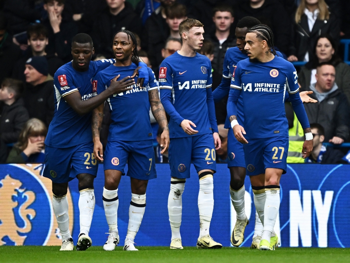 Kết quả FA Cup: Bùng nổ phút bù giờ, Chelsea thắng 10 người của Leicester