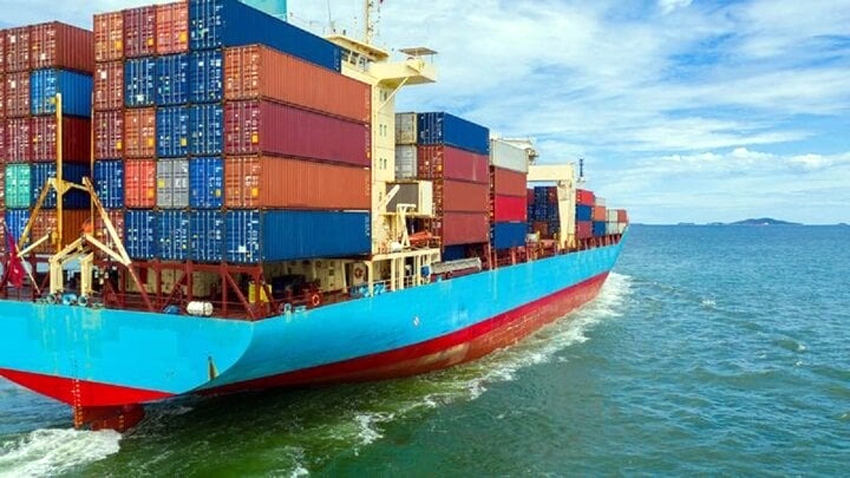 Doanh nghiệp xuất khẩu khốn đốn vì hãng tàu ngoại tự ý nâng giá cước