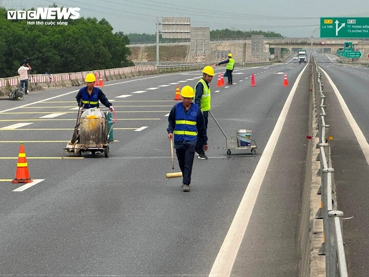 Hàng loạt tai nạn thảm khốc trên cao tốc: Cục CSGT chỉ điểm "cốt tử"