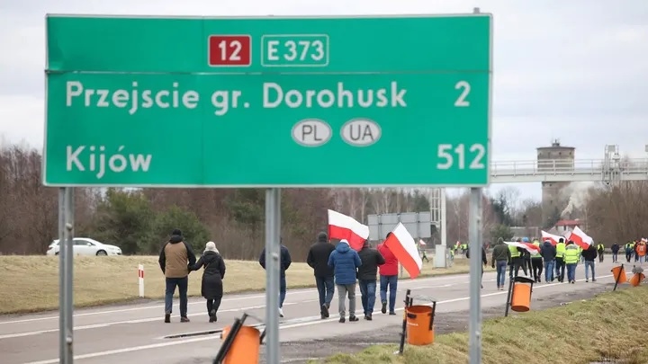 Nông dân Ba Lan từ chối dỡ bỏ hoàn toàn việc phong tỏa biên giới Ukraine