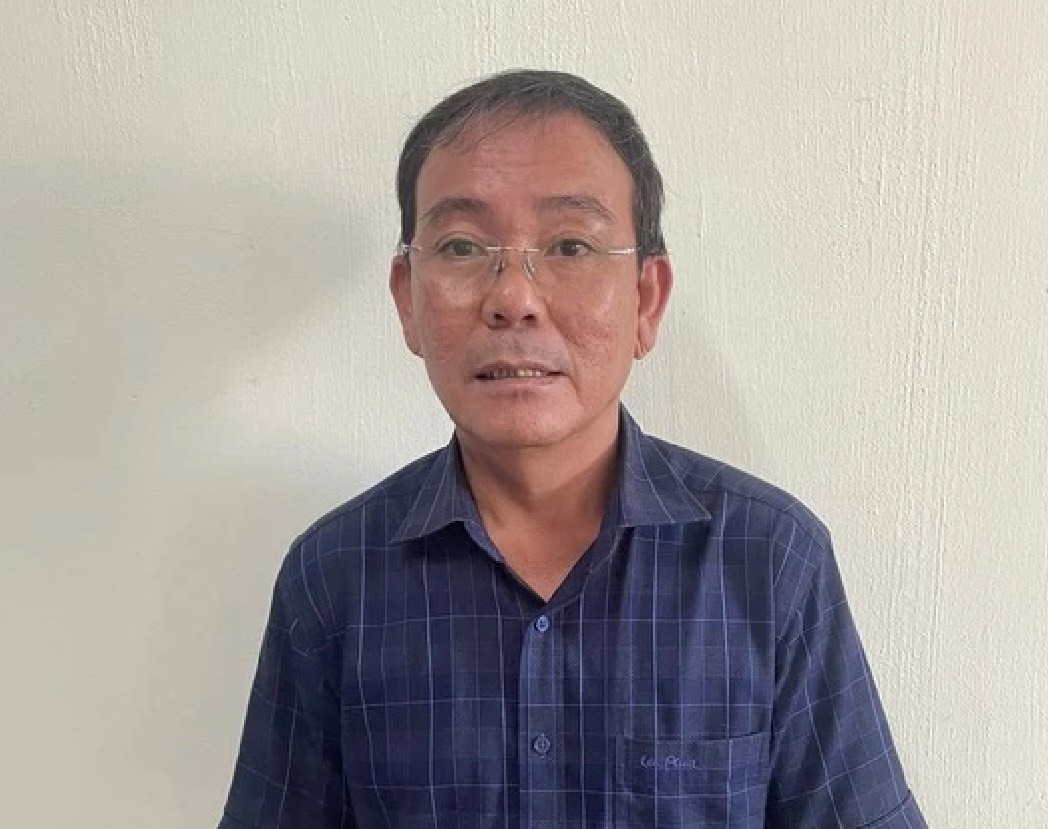 Bắt tạm giam Giám đốc Ban Quản lý rừng phòng hộ Sông Cầu, Phú Yên