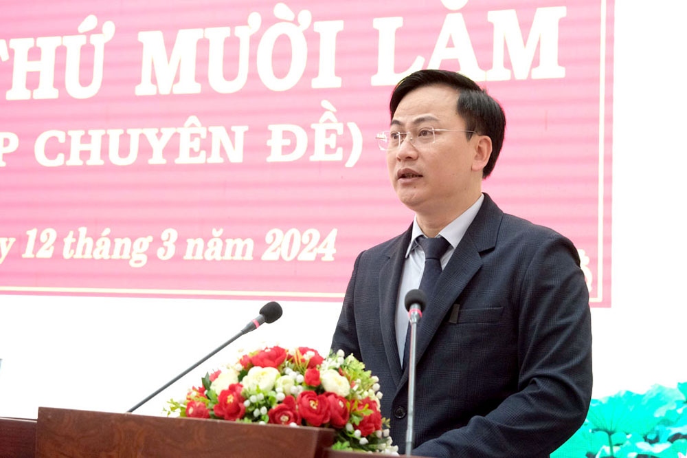 Ông Trần Văn Sứng giữ chức Chủ tịch huyện Sìn Hồ