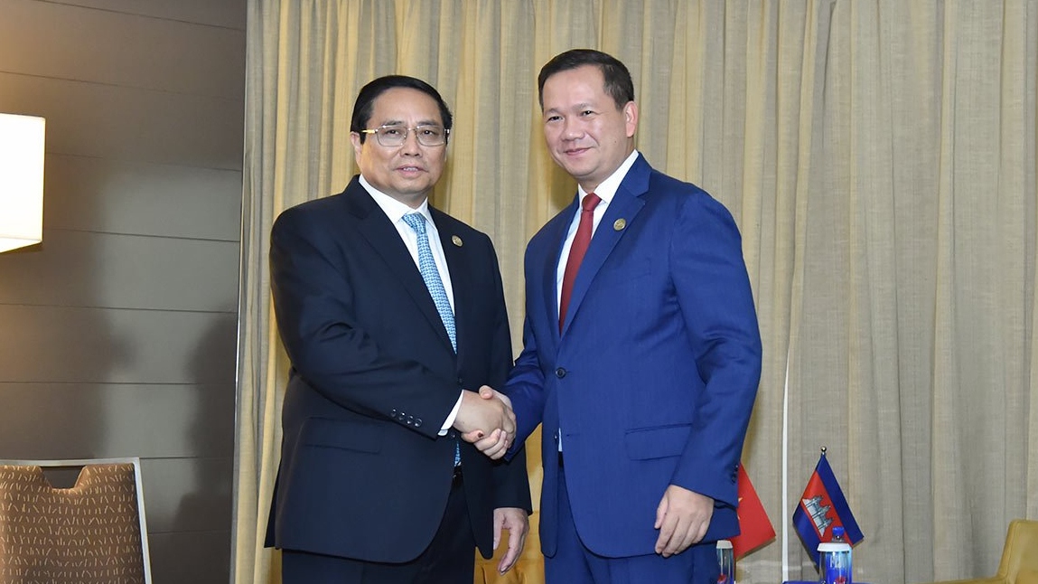 Thủ tướng Việt Nam và Campuchia nhất trí kết nối giao thông hai nước