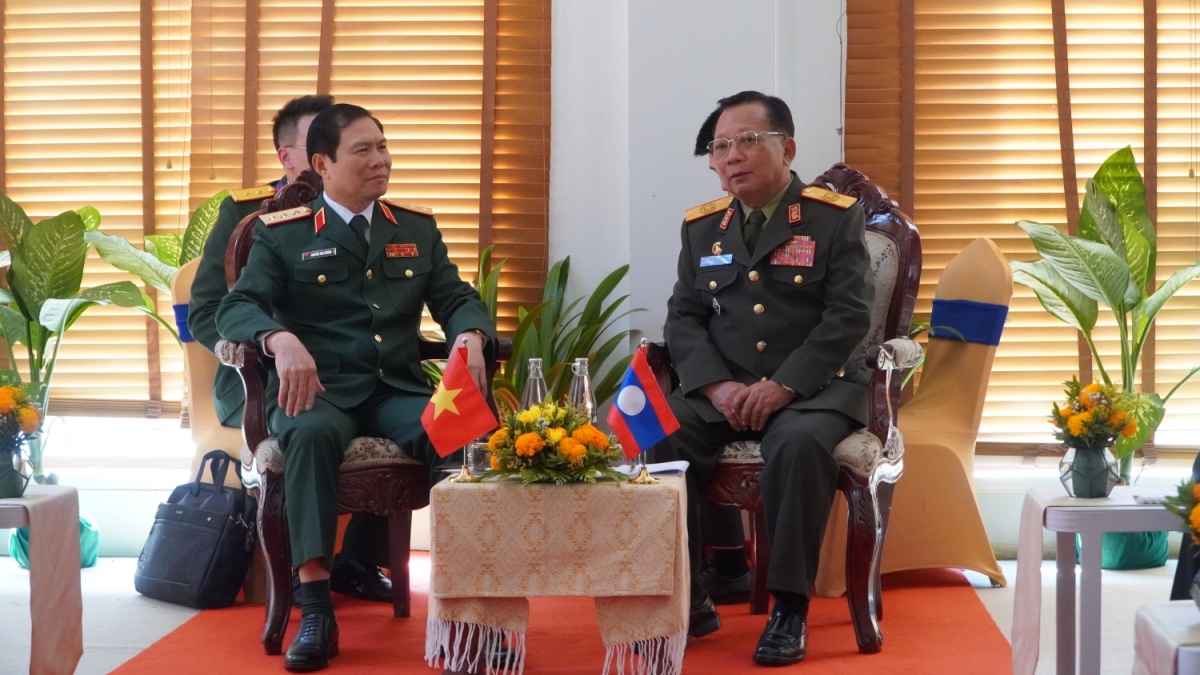 Thắt chặt quan hệ hợp tác quốc phòng Việt Nam - Lào - Campuchia