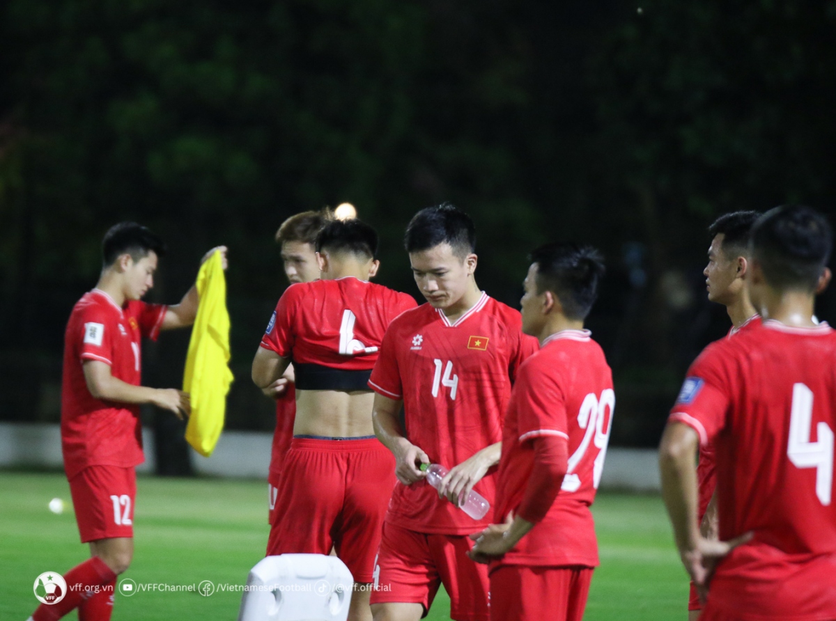 Lịch thi đấu và trực tiếp bóng đá hôm nay 21/3: ĐT Việt Nam đấu Indonesia
