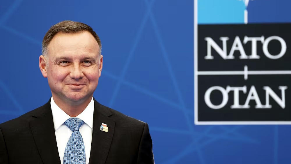 Ba Lan tuyên bố sẵn sàng tiếp nhận vũ khí hạt nhân của NATO để răn đe Nga