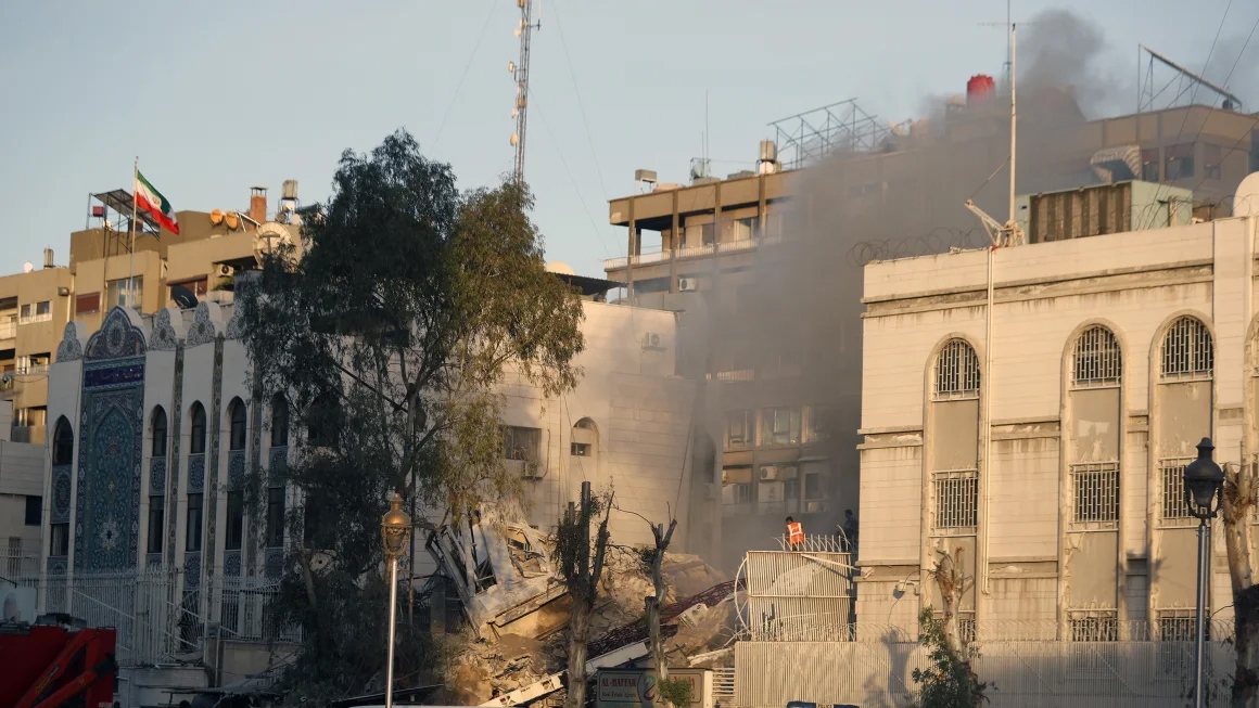 Các kịch bản Iran đáp trả vụ tấn công Đại sứ quán ở Syria