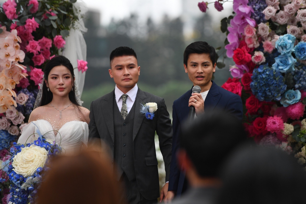 Quang Hải báo thêm tin vui trong ngày cưới