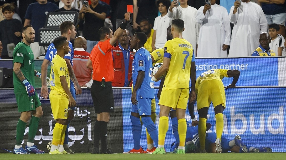 Kết quả bóng đá hôm nay 9/4: Ronaldo bị thẻ đỏ, "vỡ mộng" danh hiệu với Al Nassr
