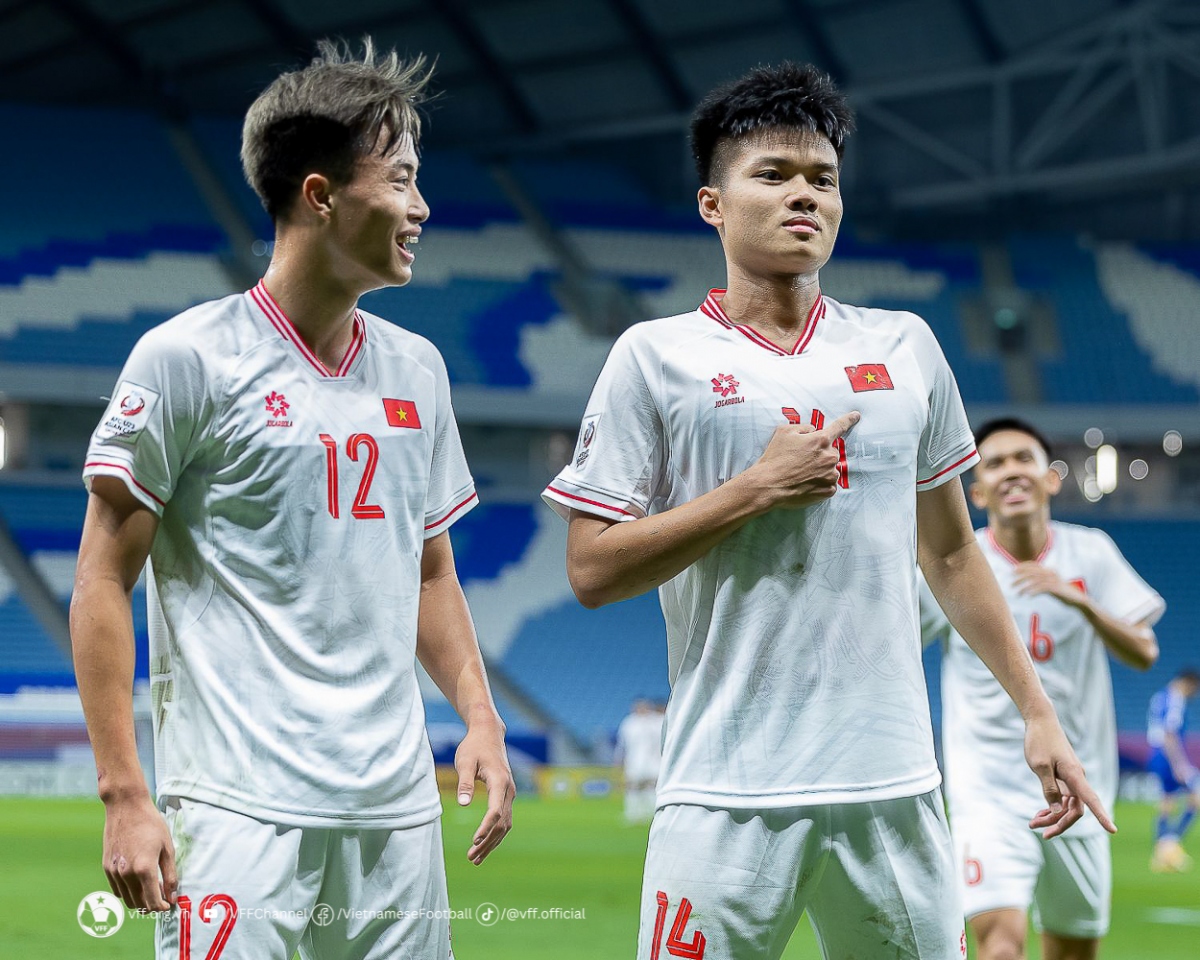 Nhạc trưởng U23 Việt Nam lên tiếng nhận định U23 Uzbekistan