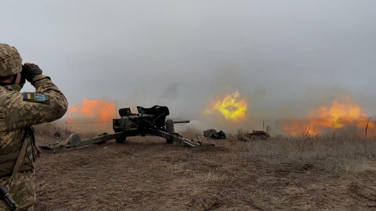 Toàn cảnh quốc tế sáng 6/5: Đạn pháo chính xác Nga xóa sổ xe tăng Mỹ ở Ukraine