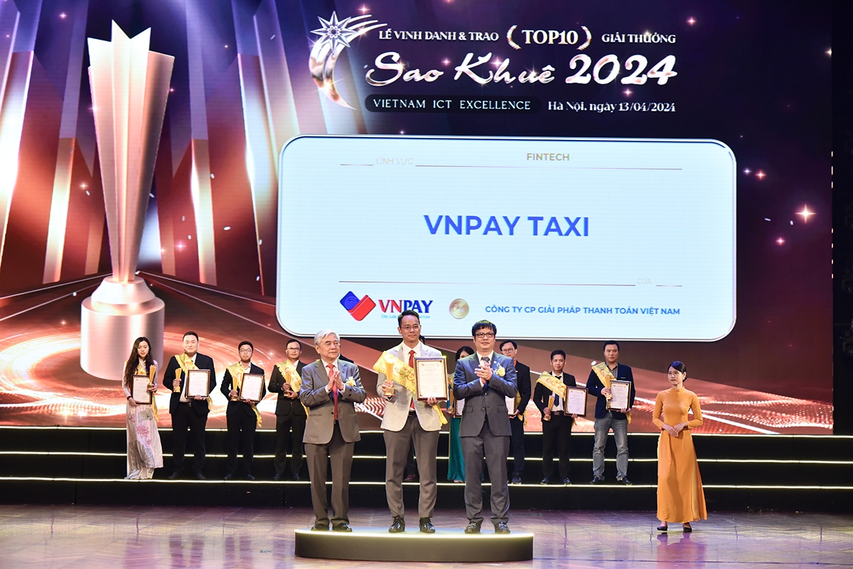 VNPAY Taxi chính thức nằm trong Top 10 sản phẩm xuất sắc nhận giải Sao Khuê 2024