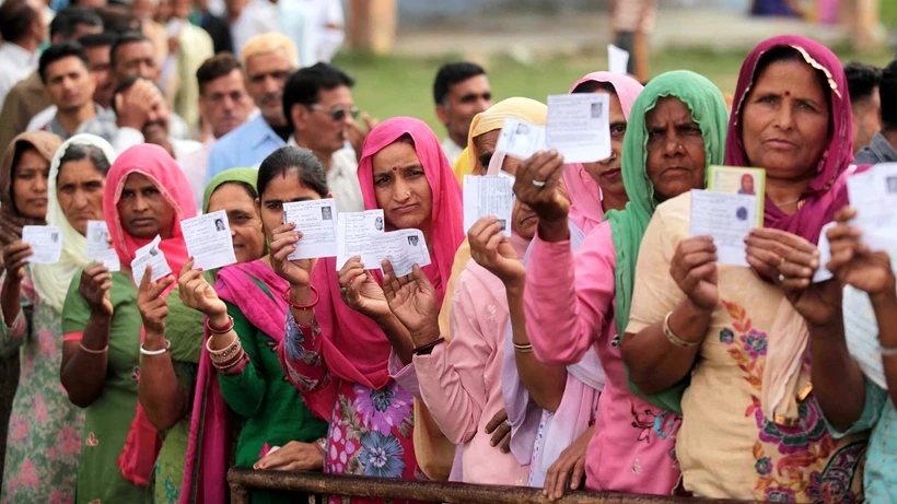 Cử tri Ấn Độ đi bỏ phiếu trong đợt 4 cuộc bầu cử Hạ viện