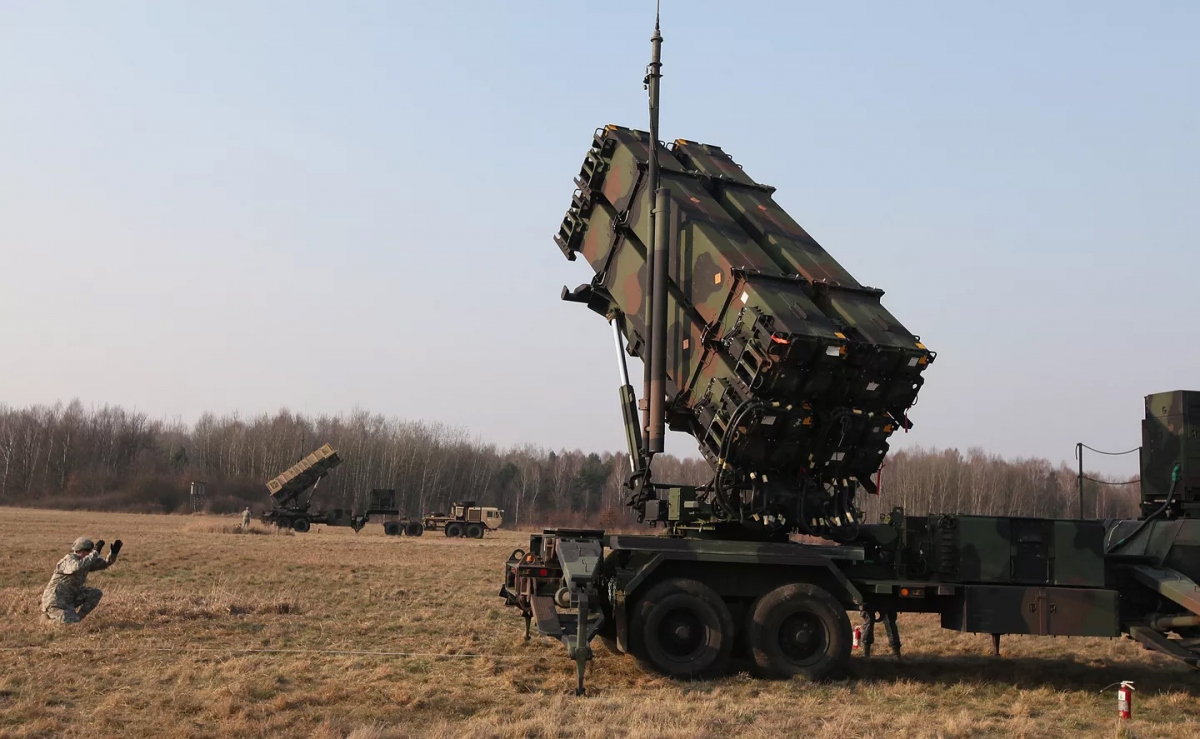 Ngoại trưởng Anh bác khả năng NATO đánh chặn tên lửa Nga trên bầu trời Ukraine