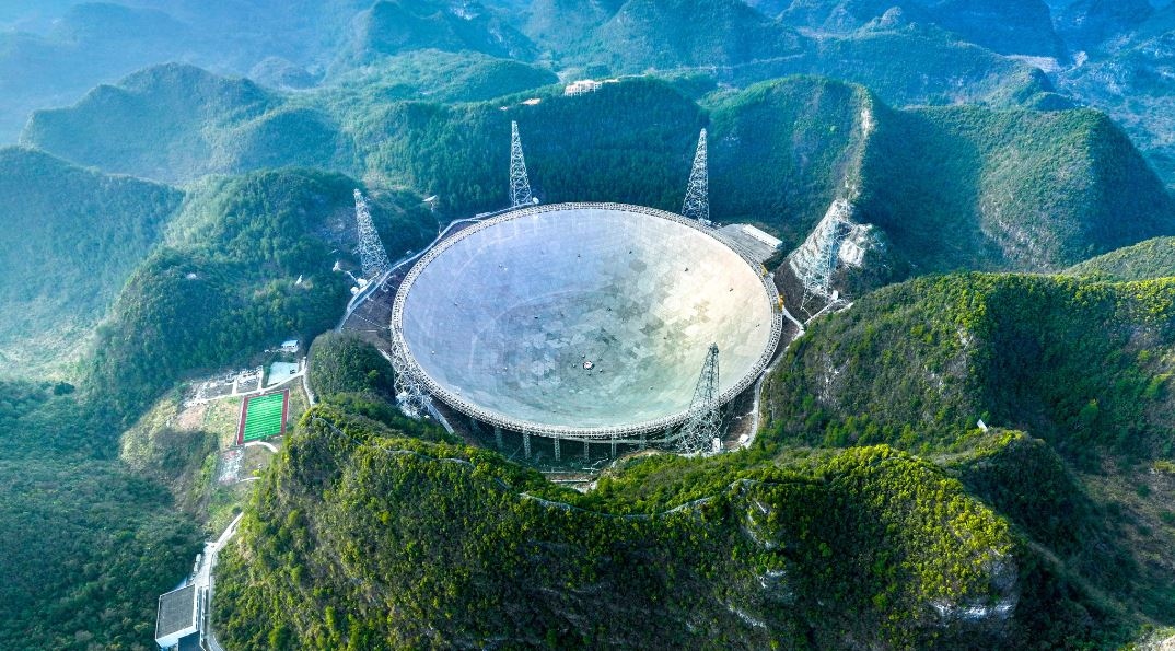 Trung Quốc phát hiện thiên hà hydro trung tính cách Trái Đất 5 tỷ năm ánh sáng