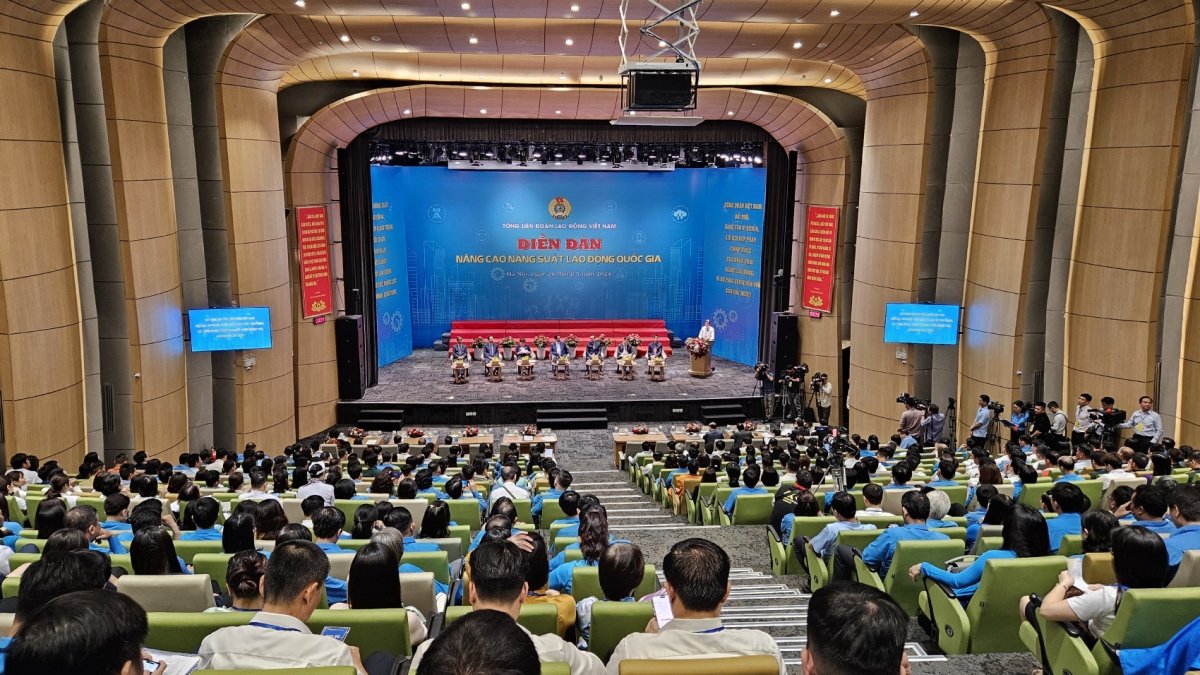 Thủ tướng Phạm Minh Chính dự Diễn đàn nâng cao năng suất lao động quốc gia 2024