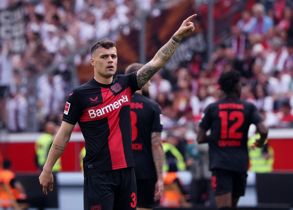 Bayer Leverkusen chính thức vô địch Bundesliga với thành tích bất bại cả mùa