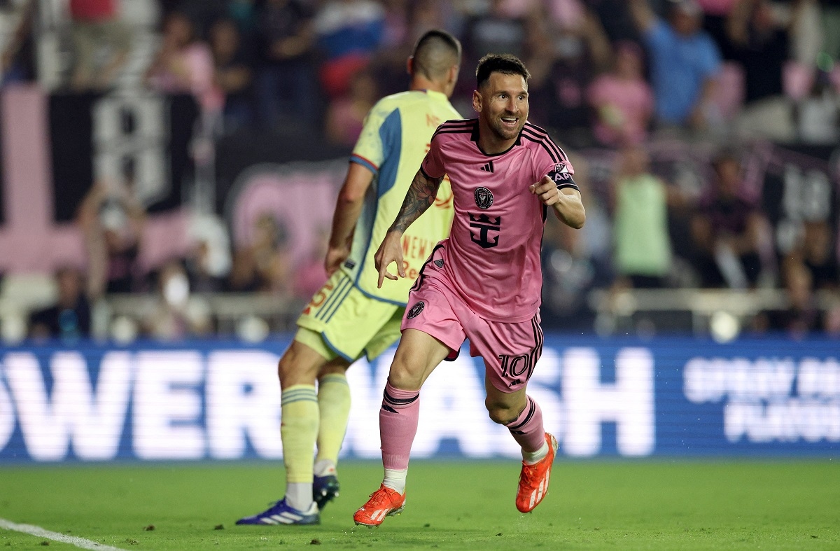 Ronaldo gọi, Messi trả lời với trận đấu ''không tưởng'' ở MLS