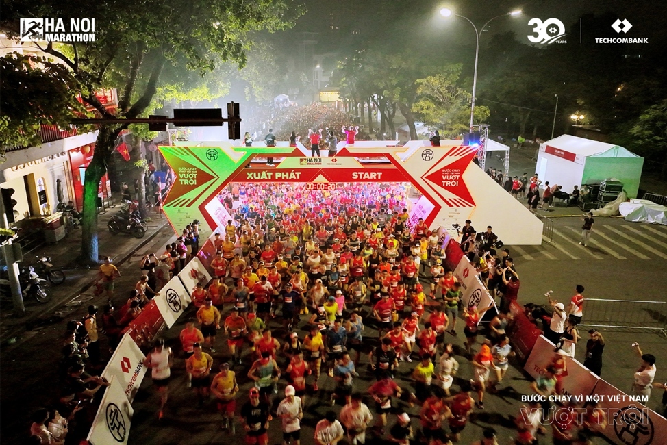 Giải Marathon Quốc tế Hà Nội Techcombank kỷ niệm 70 năm giải phóng Thủ đô