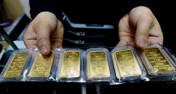 Yếu tố nào tác động mạnh tới thị trường vàng thế giới?