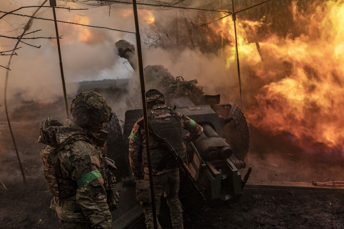 Toàn cảnh Quốc tế chiều 23/6: Thiết giáp Ukraine phát nổ ở mặt trận Charsov Yar