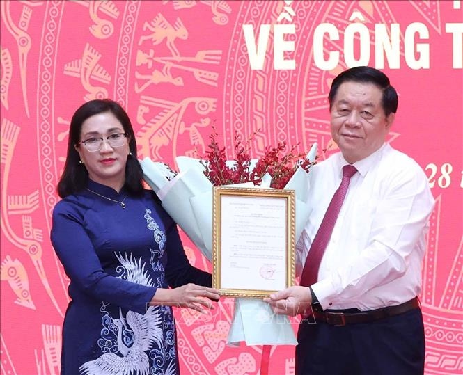 Bà Đinh Thị Mai giữ chức Phó Trưởng Ban Tuyên giáo Trung ương