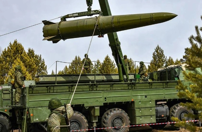 Nga tập trận hạt nhân phản ứng hành động của phương Tây ở Ukraine