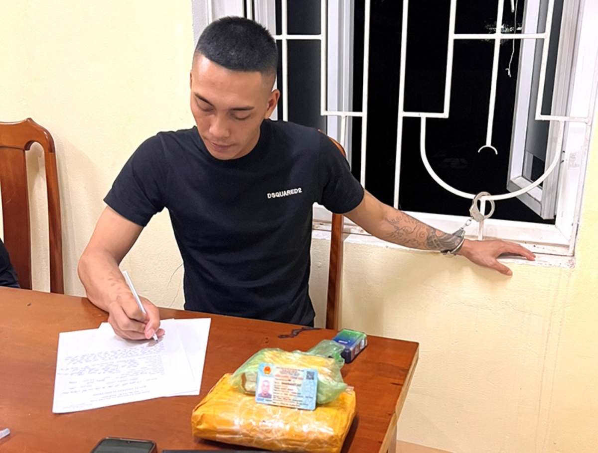 Bị bắt khi vận chuyển gần 8.000 viên ma túy từ Quảng Trị đến Quảng Bình