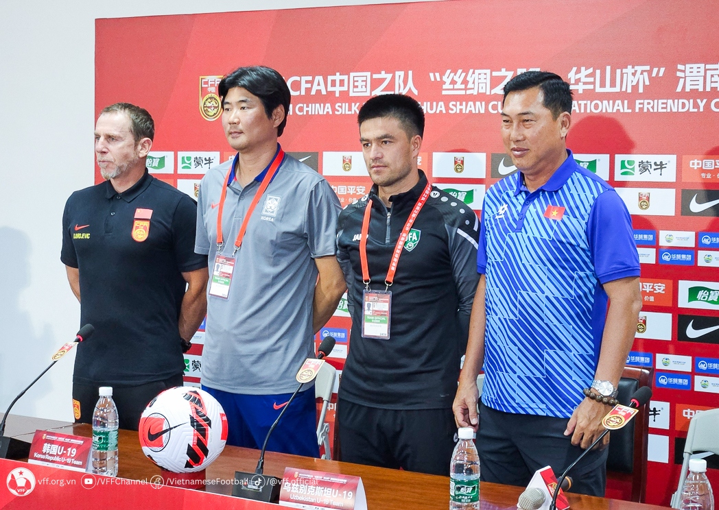 U19 Việt Nam gặp "ông lớn" châu lục với đội hình trẻ nhất