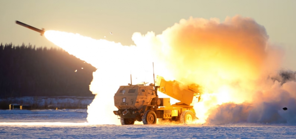 Nga phóng tên lửa Iskander-M bắn nổ kho chứa vũ khí của Ukraine
