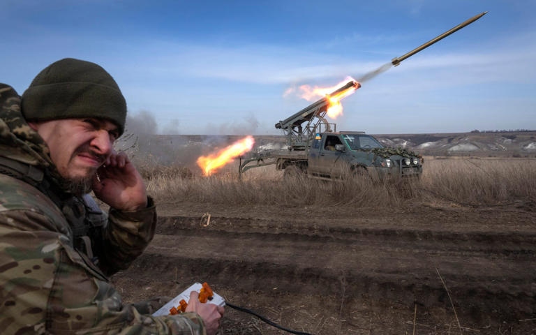 Chìa khóa giúp Ukraine phá thế áp đảo của pháo binh Nga