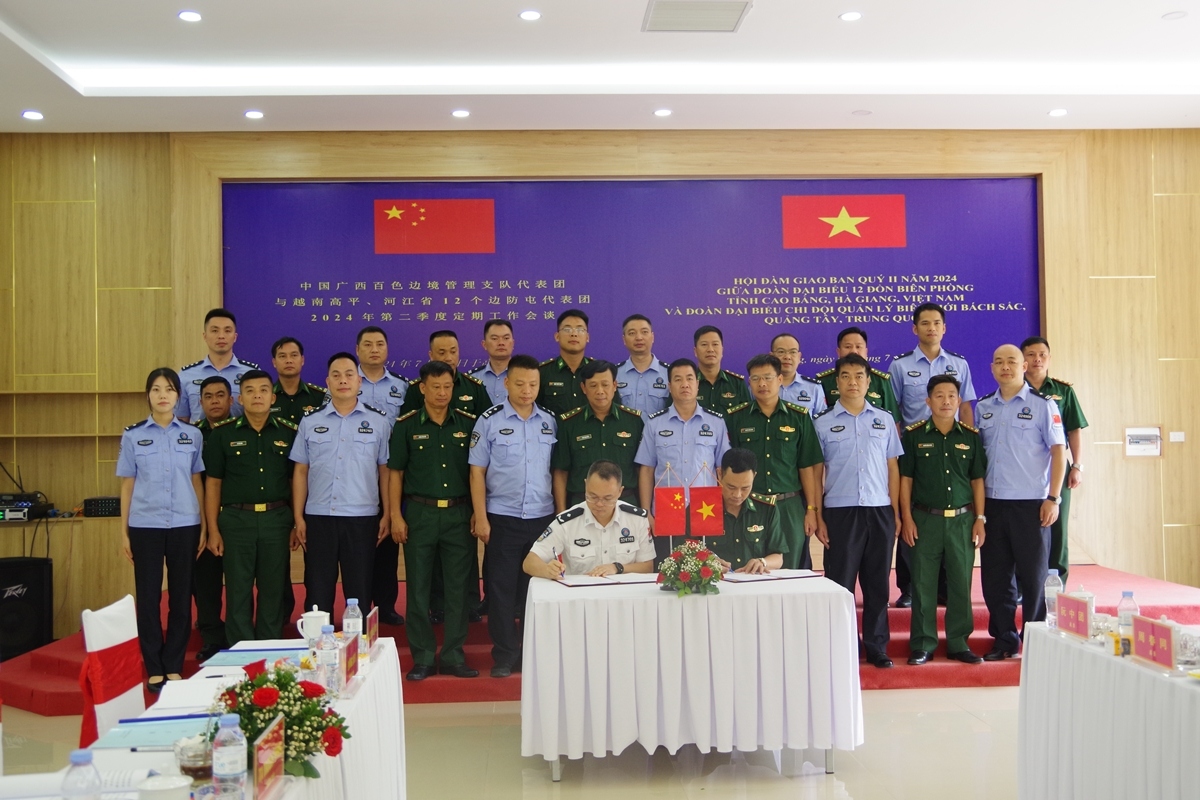 Việt - Trung ký Biên bản ghi nhớ giữ vững an ninh trật tự ở khu vực biên giới