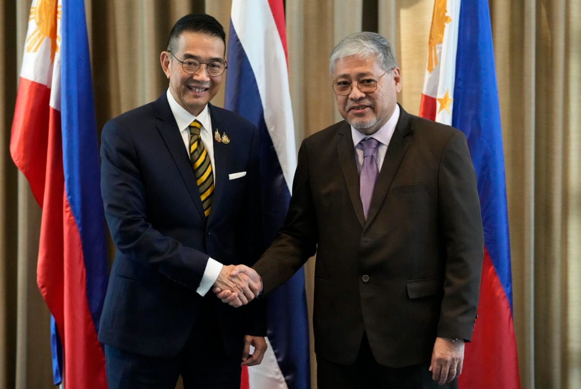 Bộ trưởng Ngoại giao Thái Lan thăm Philippines, thảo luận vấn đề Biển Đông