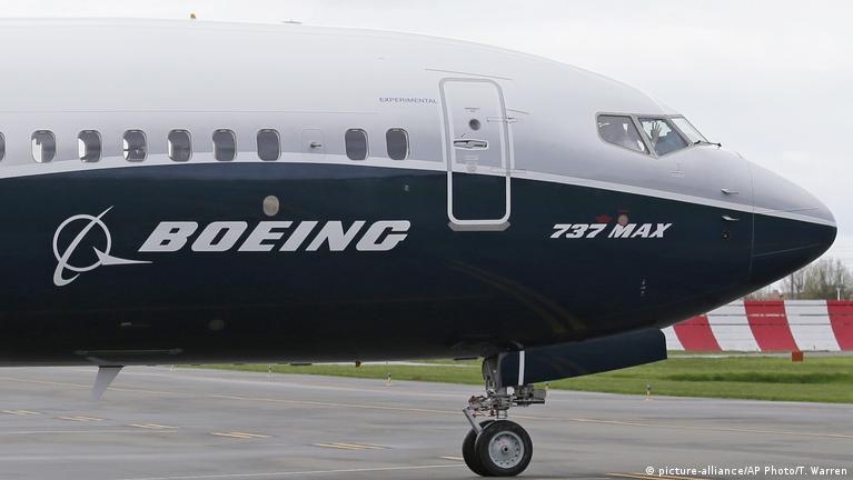 FAA yêu cầu kiểm tra máy bay Boeing 737 vì vấn đề mặt nạ dưỡng khí