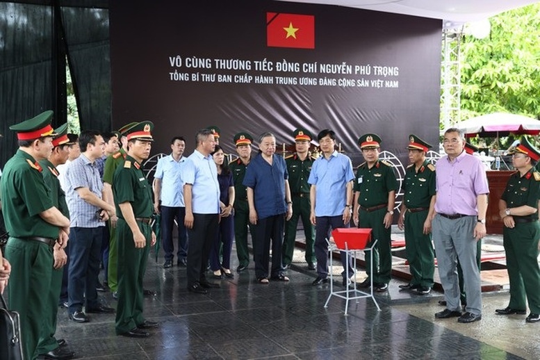 Chủ tịch nước kiểm tra việc chuẩn bị Lễ tang Tổng Bí thư Nguyễn Phú Trọng