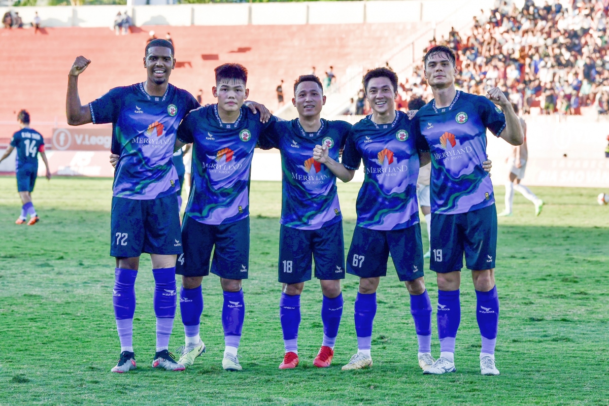 Chuyển nhượng V-League: CLB CAHN chiêu mộ ngôi sao của giải đấu