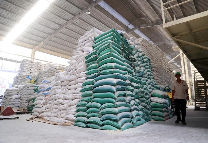 Hoạt động mua bán chậm lại, giá gạo Thái Lan và Việt Nam cùng giảm