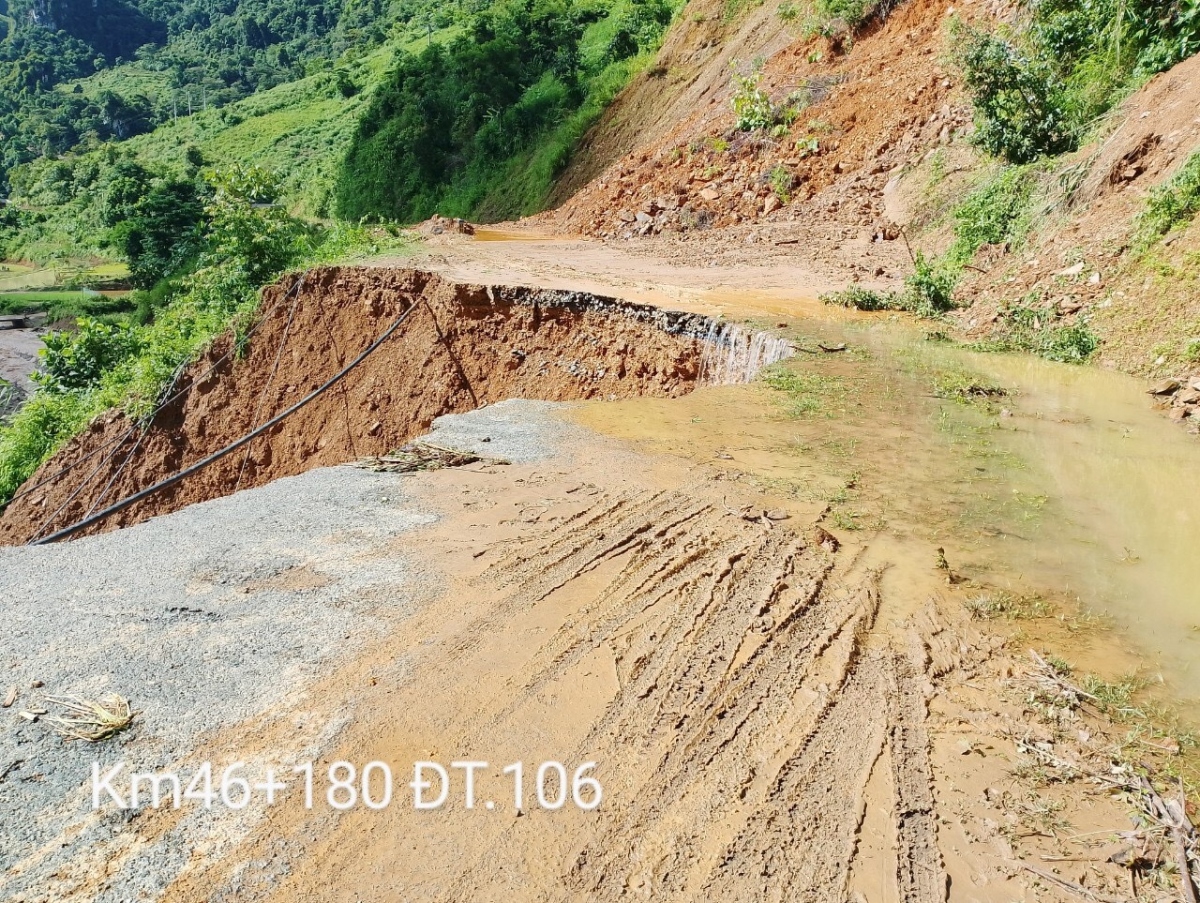 Gần 80 vị trí ách tắc trên các tuyến giao thông của Sơn La