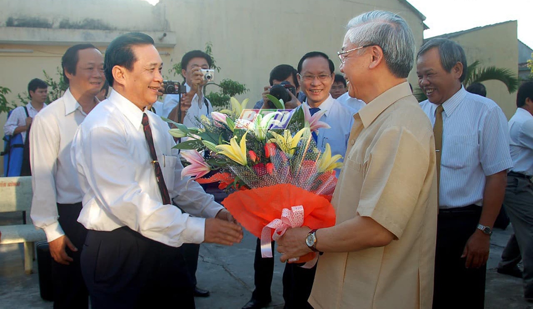 Năm 2008, Tổng Bí thư Nguyễn Phú Trọng đi tàu lửa từ Hà Nội vào Quảng Ngãi