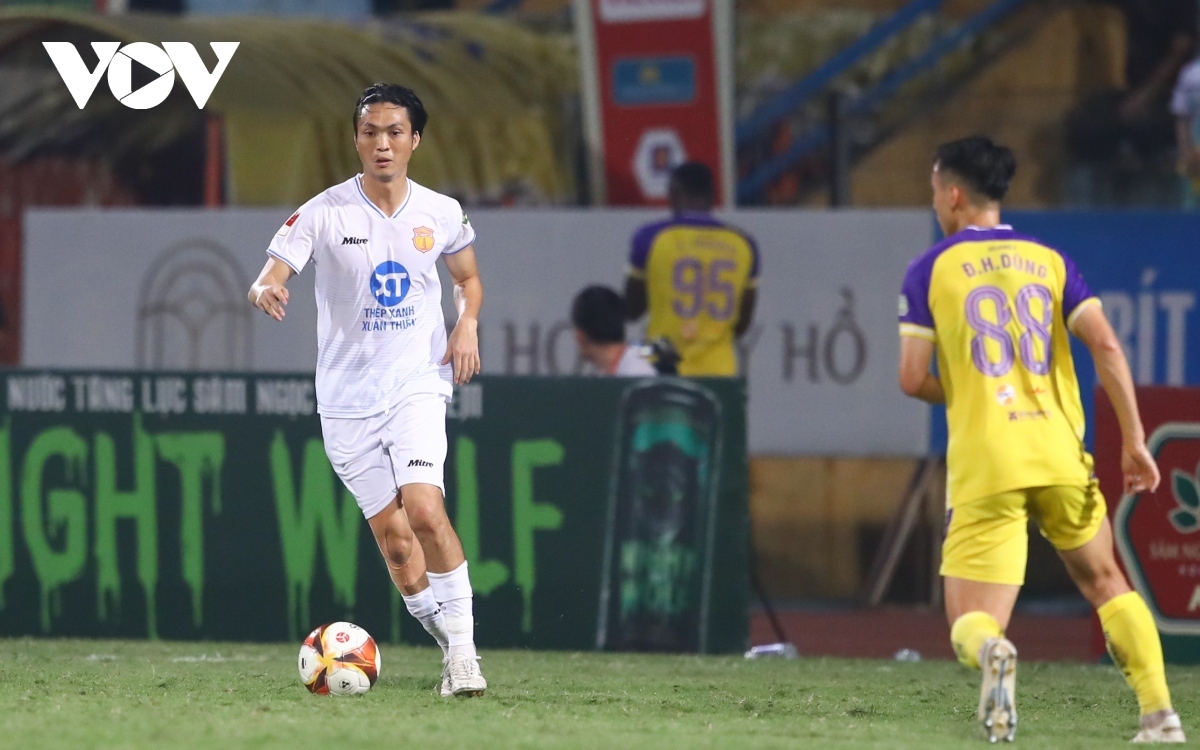 Chuyển nhượng V-League: Nam Định có quyết định bất ngờ với Tuấn Anh